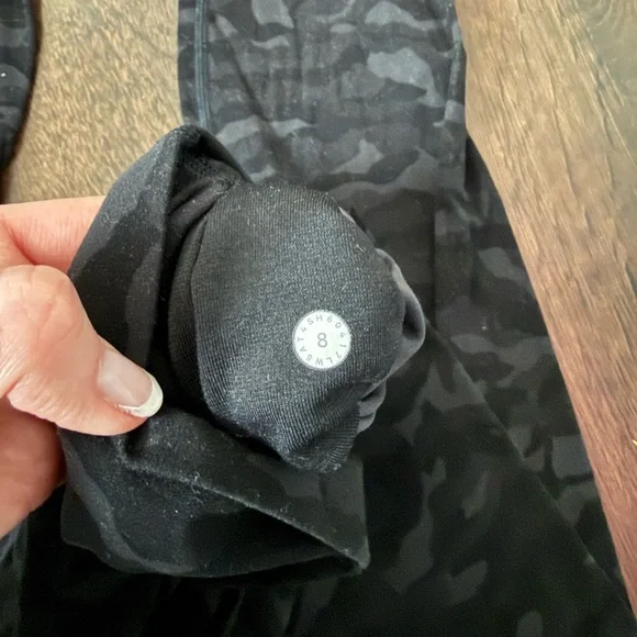 Lululemon Black Camouflage Leggings - Picture 8 of 10